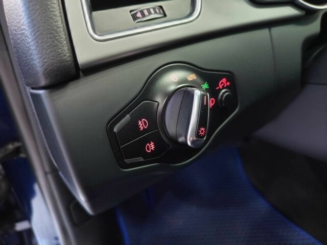 Синий Ауди А5, объемом двигателя 2 л и пробегом 164 тыс. км за 9200 $, фото 10 на Automoto.ua