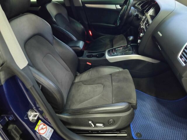 Синий Ауди А5, объемом двигателя 2 л и пробегом 164 тыс. км за 9200 $, фото 17 на Automoto.ua