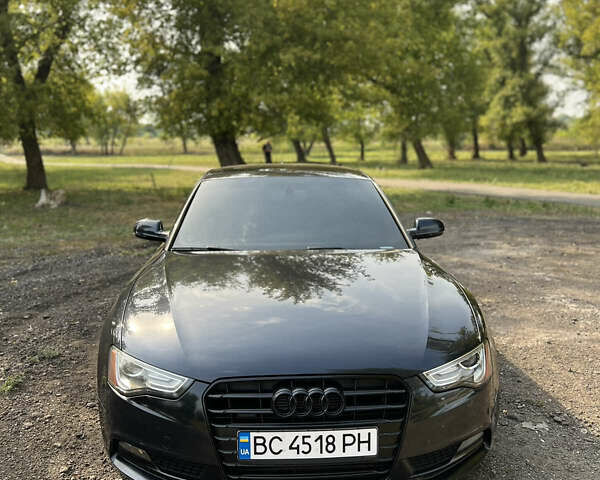 Синий Ауди А5, объемом двигателя 2 л и пробегом 215 тыс. км за 13900 $, фото 8 на Automoto.ua