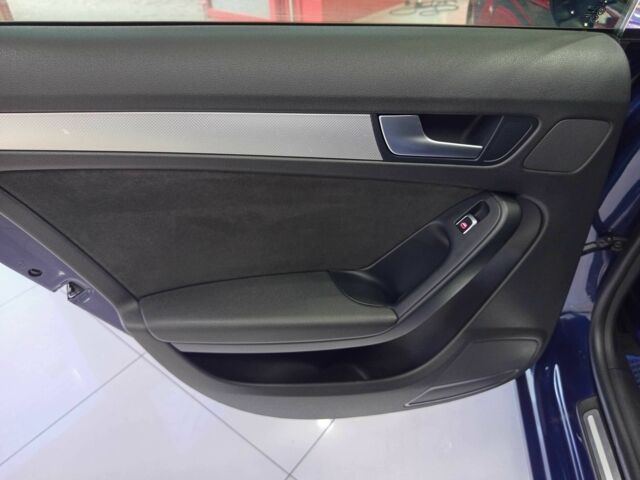 Синий Ауди А5, объемом двигателя 2 л и пробегом 164 тыс. км за 9200 $, фото 14 на Automoto.ua