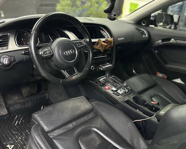 Синий Ауди А5, объемом двигателя 2 л и пробегом 270 тыс. км за 13000 $, фото 6 на Automoto.ua