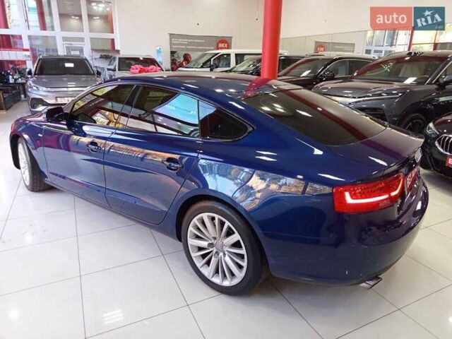 Синий Ауди А5, объемом двигателя 1.98 л и пробегом 164 тыс. км за 9200 $, фото 5 на Automoto.ua