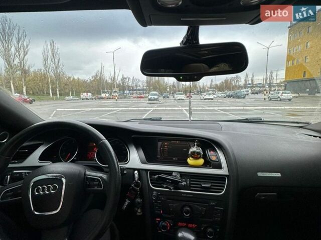 Синий Ауди А5, объемом двигателя 2 л и пробегом 205 тыс. км за 12000 $, фото 4 на Automoto.ua