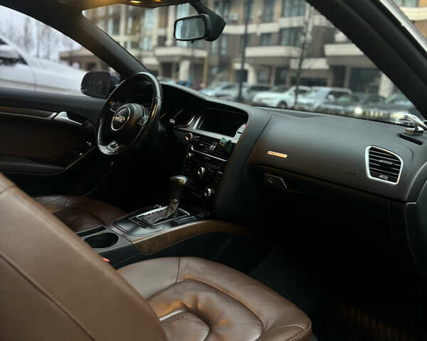 Синий Ауди А5, объемом двигателя 2 л и пробегом 137 тыс. км за 14700 $, фото 8 на Automoto.ua