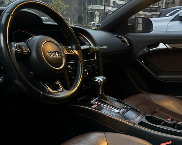 Синий Ауди А5, объемом двигателя 2 л и пробегом 137 тыс. км за 14700 $, фото 9 на Automoto.ua