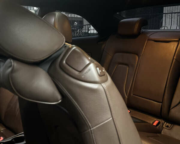 Синий Ауди А5, объемом двигателя 2 л и пробегом 137 тыс. км за 14700 $, фото 12 на Automoto.ua