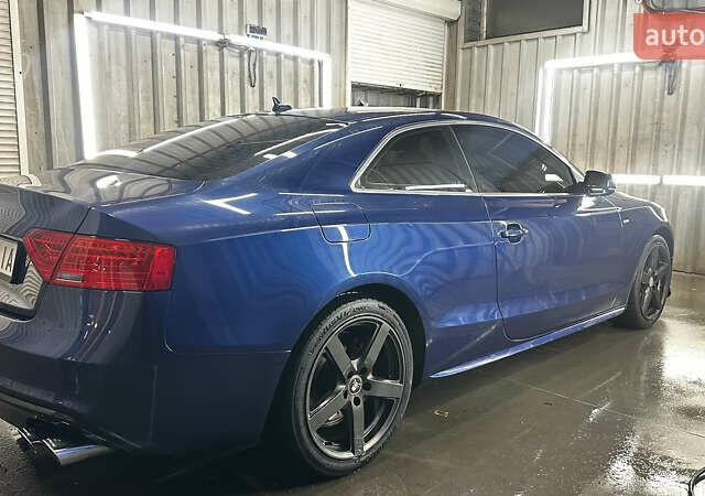 Синий Ауди А5, объемом двигателя 1.98 л и пробегом 124 тыс. км за 15000 $, фото 8 на Automoto.ua