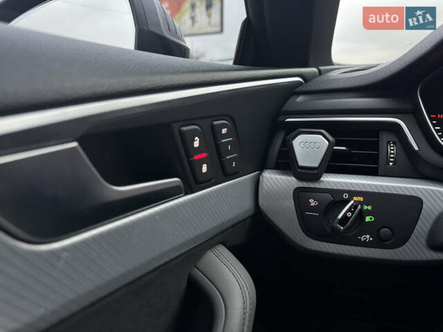 Синій Ауді A5, об'ємом двигуна 1.98 л та пробігом 110 тис. км за 25500 $, фото 22 на Automoto.ua
