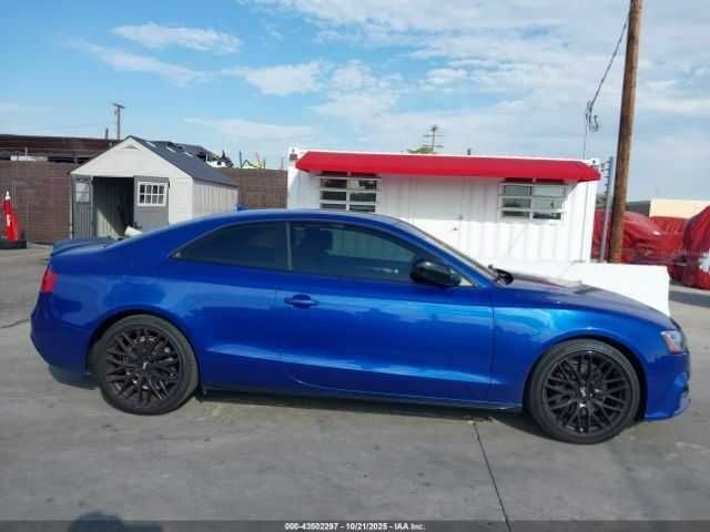 Синий Ауди А5, объемом двигателя 2 л и пробегом 82 тыс. км за 3200 $, фото 12 на Automoto.ua