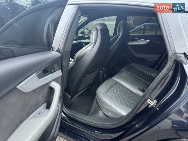 Синій Ауді A5, об'ємом двигуна 1.98 л та пробігом 110 тис. км за 25500 $, фото 28 на Automoto.ua