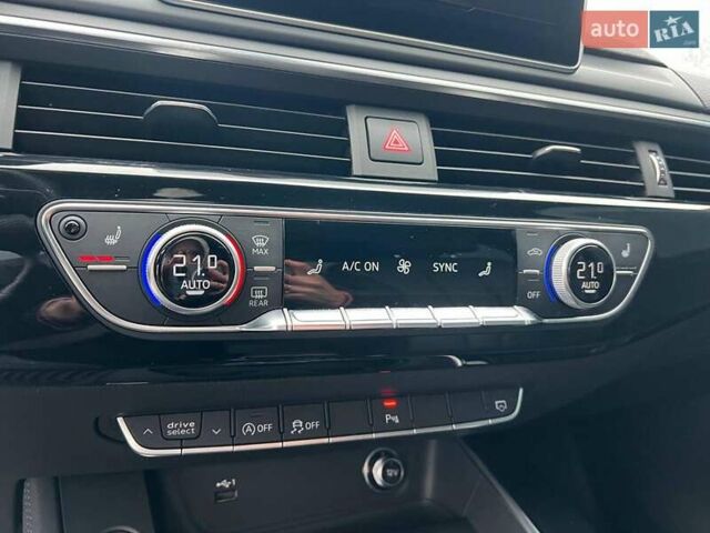 Синий Ауди А5, объемом двигателя 2 л и пробегом 100 тыс. км за 28890 $, фото 38 на Automoto.ua