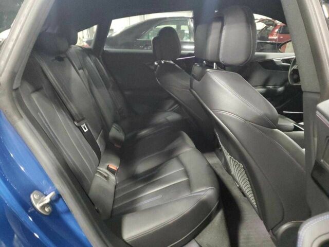 Синий Ауди А5, объемом двигателя 2 л и пробегом 61 тыс. км за 6500 $, фото 9 на Automoto.ua