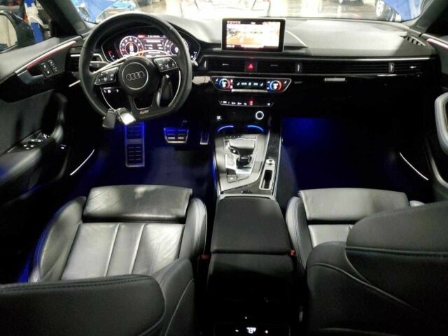 Синий Ауди А5, объемом двигателя 2 л и пробегом 61 тыс. км за 6500 $, фото 7 на Automoto.ua