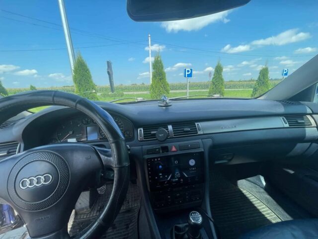 Синий Ауди А5, объемом двигателя 0 л и пробегом 260 тыс. км за 4200 $, фото 6 на Automoto.ua