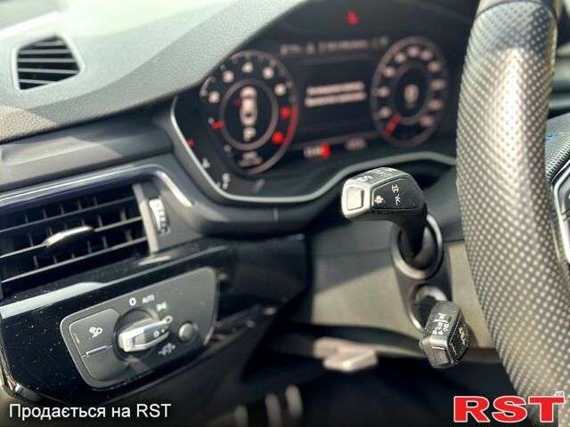 Синій Ауді A5, об'ємом двигуна 2 л та пробігом 89 тис. км за 32000 $, фото 10 на Automoto.ua