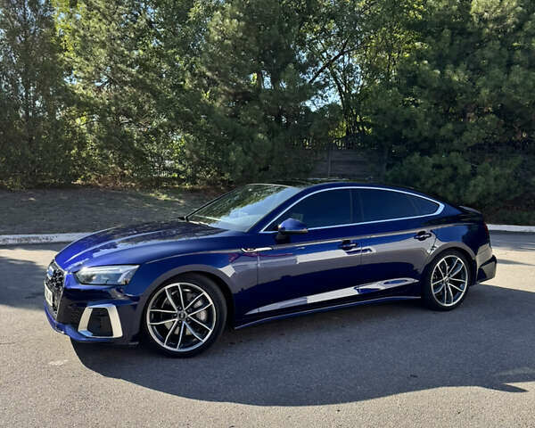 Синій Ауді A5, об'ємом двигуна 1.98 л та пробігом 63 тис. км за 38500 $, фото 3 на Automoto.ua