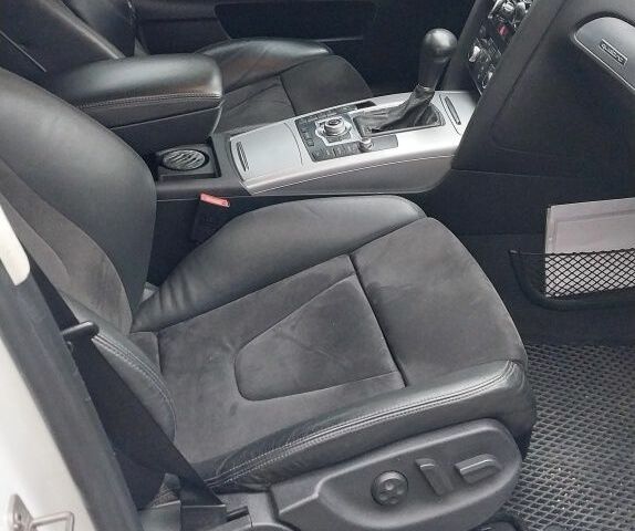 Білий Ауді A6 Allroad, об'ємом двигуна 3 л та пробігом 280 тис. км за 13200 $, фото 3 на Automoto.ua