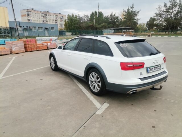 Ауди А6 Олроуд 2013 в Павлограде на Automoto.ua Белый Ауди А6 Олроуд, объемом двигателя 3 л и пробегом 300 тыс. км за 25999 $, фото 4 на Automoto.ua
