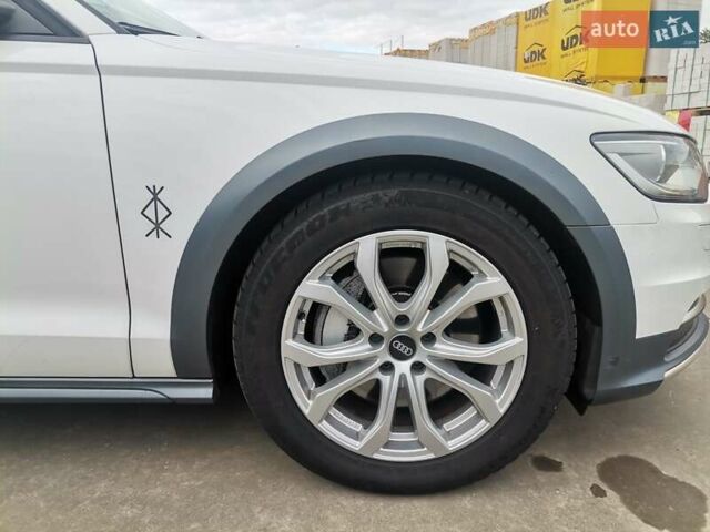 Білий Ауді A6 Allroad, об'ємом двигуна 3 л та пробігом 300 тис. км за 26000 $, фото 13 на Automoto.ua