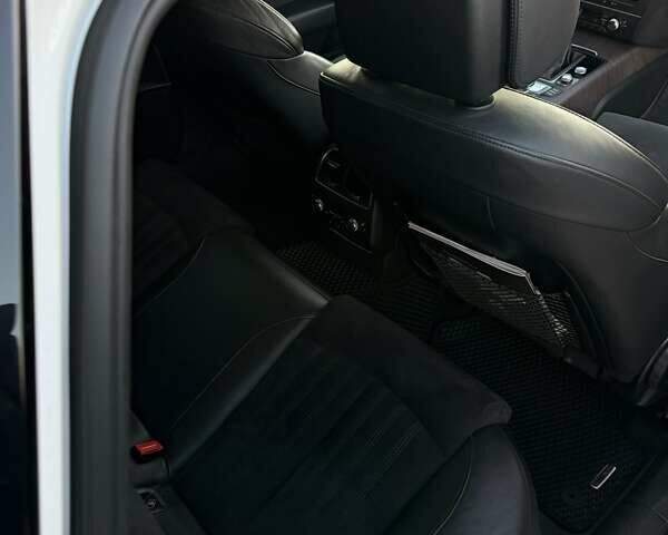 Ауді A6 Allroad 2014 у Луцьку на Automoto.ua Білий Ауді A6 Allroad, об'ємом двигуна 2.97 л та пробігом 320 тис. км за 25000 $, фото 24 на Automoto.ua