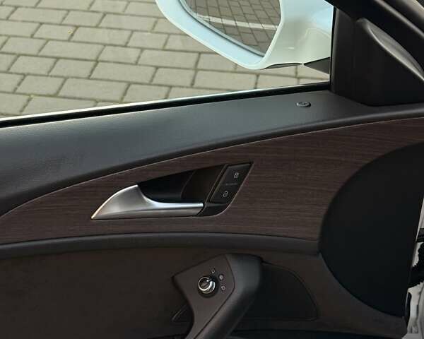 Ауді A6 Allroad 2014 у Луцьку на Automoto.ua Білий Ауді A6 Allroad, об'ємом двигуна 2.97 л та пробігом 320 тис. км за 25000 $, фото 25 на Automoto.ua
