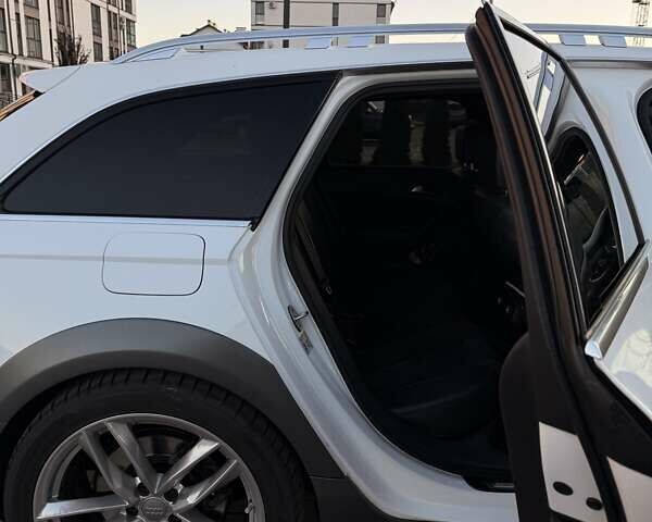 Ауді A6 Allroad 2014 у Луцьку на Automoto.ua Білий Ауді A6 Allroad, об'ємом двигуна 2.97 л та пробігом 320 тис. км за 25000 $, фото 14 на Automoto.ua