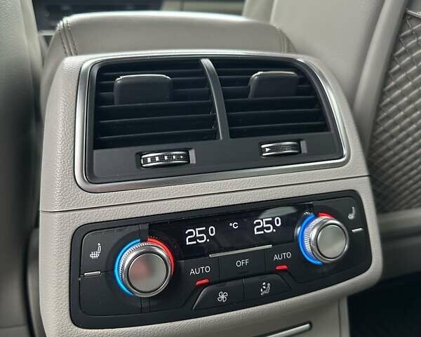 Белый Ауди А6 Олроуд, объемом двигателя 2.97 л и пробегом 233 тыс. км за 28950 $, фото 33 на Automoto.ua