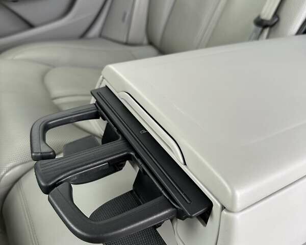 Белый Ауди А6 Олроуд, объемом двигателя 2.97 л и пробегом 233 тыс. км за 29800 $, фото 41 на Automoto.ua