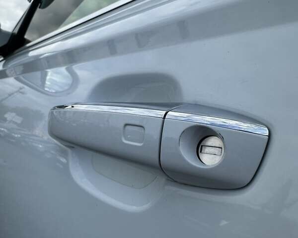 Белый Ауди А6 Олроуд, объемом двигателя 2.97 л и пробегом 233 тыс. км за 28950 $, фото 7 на Automoto.ua