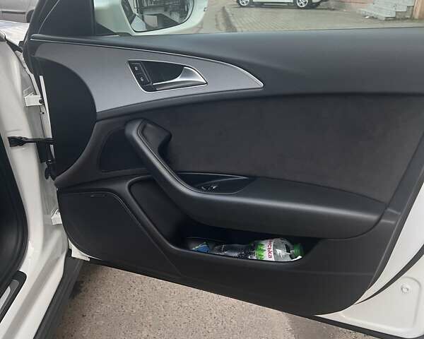 Белый Ауди А6 Олроуд, объемом двигателя 2.97 л и пробегом 211 тыс. км за 26200 $, фото 23 на Automoto.ua