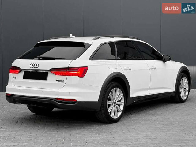 Белый Ауди А6 Олроуд, объемом двигателя 2.97 л и пробегом 198 тыс. км за 38250 $, фото 1 на Automoto.ua