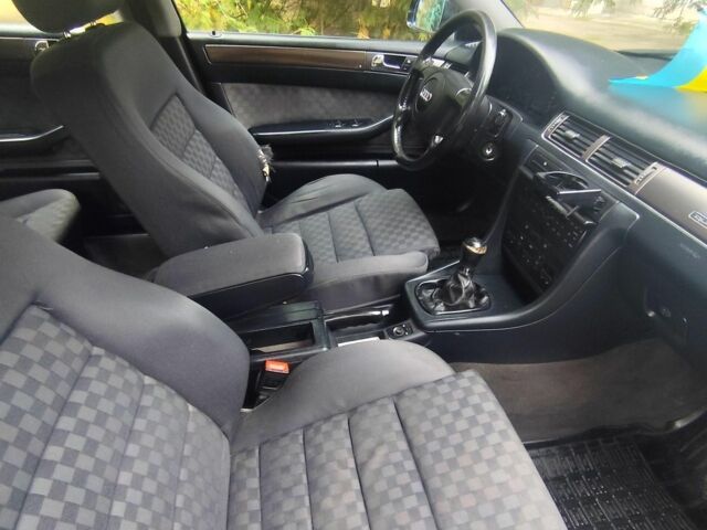 Черный Ауди А6 Олроуд, объемом двигателя 2.5 л и пробегом 290 тыс. км за 2350 $, фото 17 на Automoto.ua