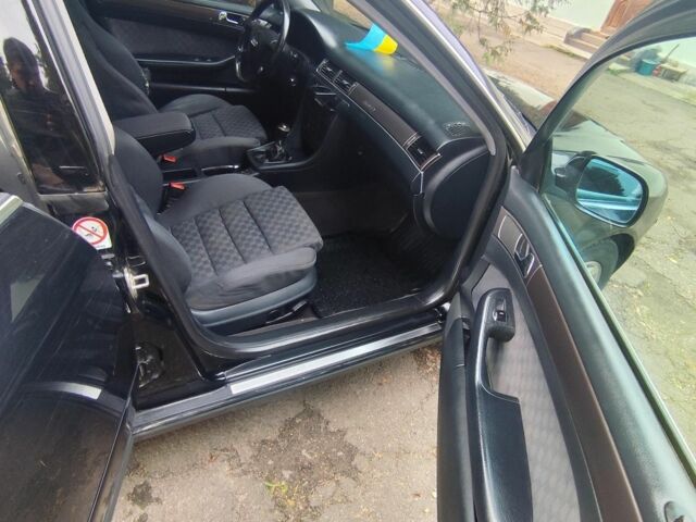 Черный Ауди А6 Олроуд, объемом двигателя 2.5 л и пробегом 290 тыс. км за 2350 $, фото 16 на Automoto.ua