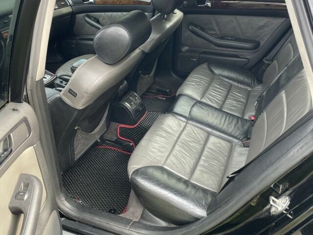 Черный Ауди А6 Олроуд, объемом двигателя 2.5 л и пробегом 330 тыс. км за 2999 $, фото 6 на Automoto.ua