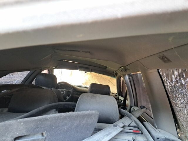 Черный Ауди А6 Олроуд, объемом двигателя 2.5 л и пробегом 250 тыс. км за 6500 $, фото 7 на Automoto.ua