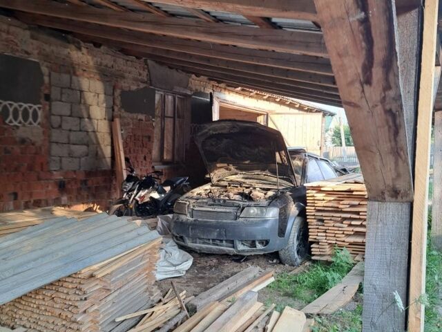 Черный Ауди А6 Олроуд, объемом двигателя 2.5 л и пробегом 250 тыс. км за 6500 $, фото 4 на Automoto.ua