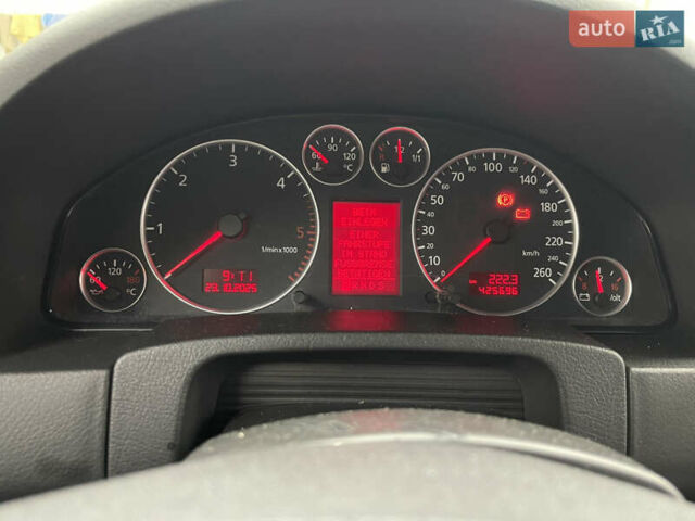 Ауді A6 Allroad 2002 у Києві на Automoto.ua Чорний Ауді A6 Allroad, об'ємом двигуна 2.5 л та пробігом 423 тис. км за 6500 $, фото 38 на Automoto.ua