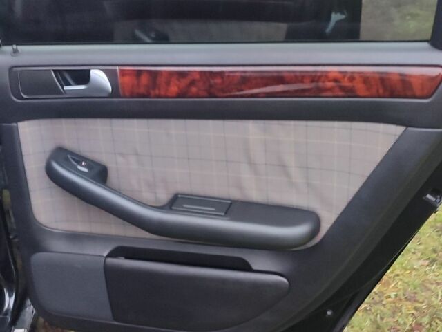 Черный Ауди А6 Олроуд, объемом двигателя 3 л и пробегом 369 тыс. км за 4200 $, фото 7 на Automoto.ua