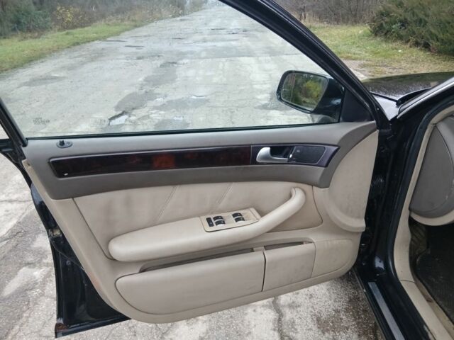 Чорний Ауді A6 Allroad, об'ємом двигуна 0 л та пробігом 200 тис. км за 2600 $, фото 12 на Automoto.ua