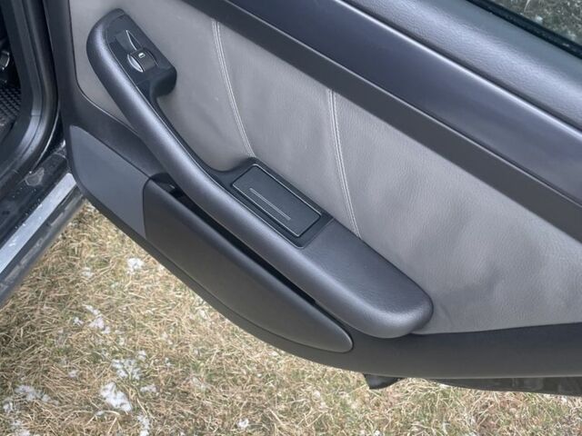 Черный Ауди А6 Олроуд, объемом двигателя 2.5 л и пробегом 352 тыс. км за 5400 $, фото 7 на Automoto.ua