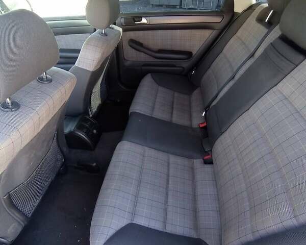 Ауди А6 Олроуд 2004 в Золочев на Automoto.ua Черный Ауди А6 Олроуд, объемом двигателя 2.5 л и пробегом 356 тыс. км за 3700 $, фото 15 на Automoto.ua
