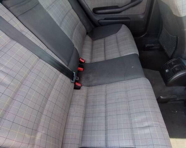 Ауди А6 Олроуд 2004 в Золочев на Automoto.ua Черный Ауди А6 Олроуд, объемом двигателя 2.5 л и пробегом 356 тыс. км за 3700 $, фото 17 на Automoto.ua