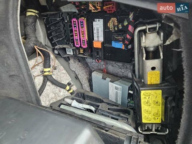 Ауди А6 Олроуд 2007 в Кропивницком (Кировограде) на Automoto.ua Черный Ауди А6 Олроуд, объемом двигателя 2.97 л и пробегом 365 тыс. км за 9500 $, фото 24 на Automoto.ua