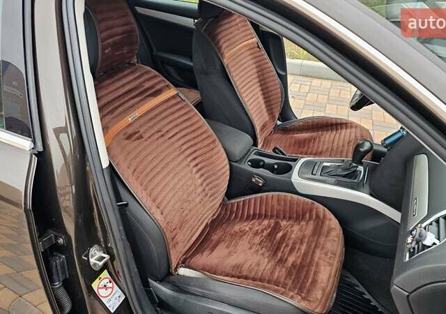 Ауди А6 Олроуд 2010 в Чернигове на Automoto.ua Черный Ауди А6 Олроуд, объемом двигателя 1.98 л и пробегом 272 тыс. км за 11300 $, фото 19 на Automoto.ua