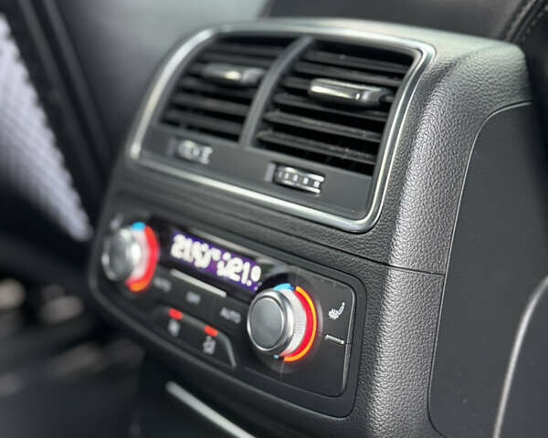 Черный Ауди А6 Олроуд, объемом двигателя 2.97 л и пробегом 169 тыс. км за 27900 $, фото 13 на Automoto.ua