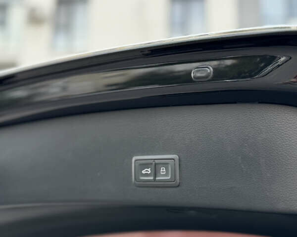 Черный Ауди А6 Олроуд, объемом двигателя 2.97 л и пробегом 169 тыс. км за 27900 $, фото 9 на Automoto.ua