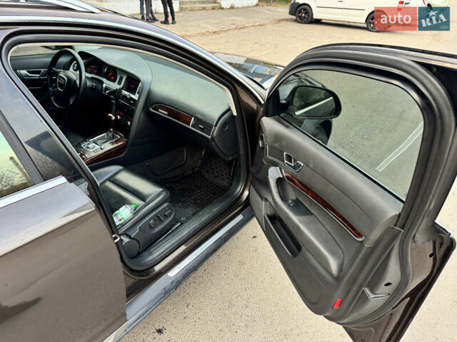 Коричневый Ауди А6 Олроуд, объемом двигателя 2.7 л и пробегом 260 тыс. км за 8600 $, фото 23 на Automoto.ua