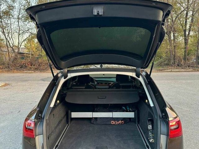 Коричневый Ауди А6 Олроуд, объемом двигателя 3 л и пробегом 140 тыс. км за 16364 $, фото 19 на Automoto.ua