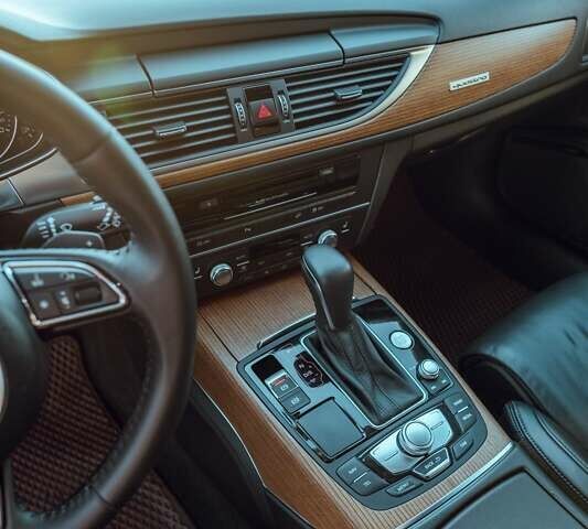 Коричневий Ауді A6 Allroad, об'ємом двигуна 3 л та пробігом 300 тис. км за 19500 $, фото 13 на Automoto.ua