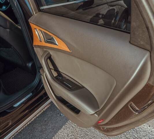 Коричневий Ауді A6 Allroad, об'ємом двигуна 3 л та пробігом 300 тис. км за 19500 $, фото 18 на Automoto.ua